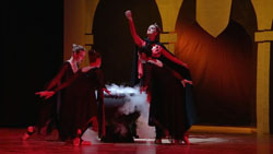 modern dance performance 2007